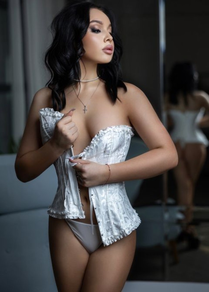 Индивидуалка Эмилия фото № 2 в городе Павловск