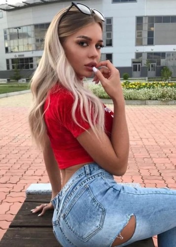 Ника, Г. Павловск